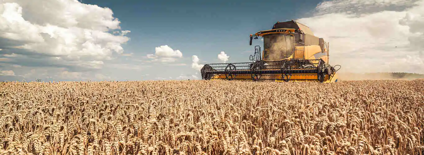 A Importância dos Tratores e Colheitadeiras na Agricultura